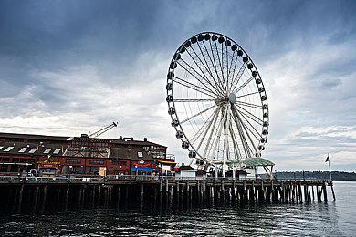 国产机甲对战《解限机》公测 8月3日开启